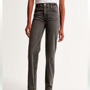 Abercrombie & Fitch The ‘90s Straight Ultra High Rise